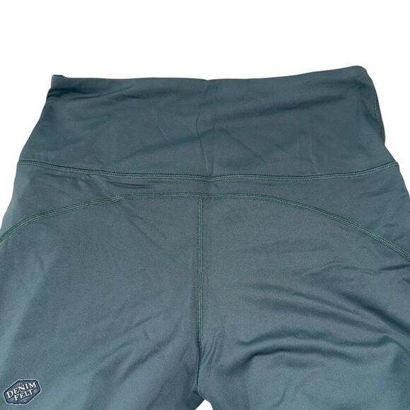 Quince Ultra-Form High-Rise Flared Pant/Leggings – Forest Green, Size M – NWT - Picture 8 of 13